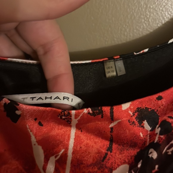 Tahari Size 6 Dress - Picture 4 of 4